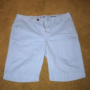 Brooks Brothers Bermuda short